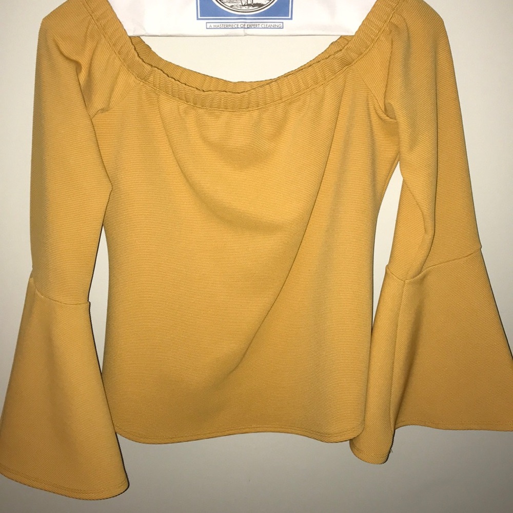 Leith Bell Sleeve Top